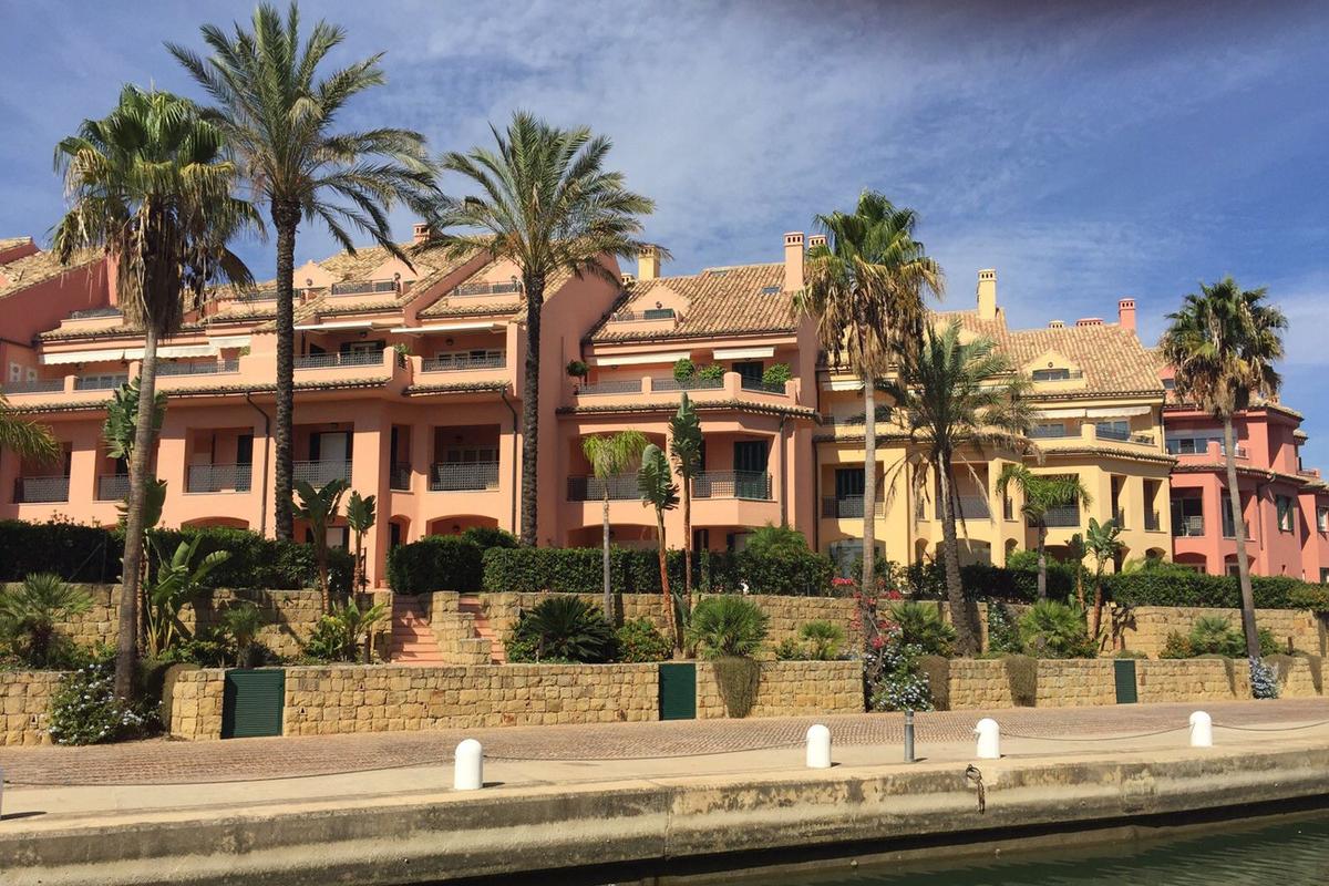 Pinturas Crescente - Pintores Estepona, Manilva y Sotogrande