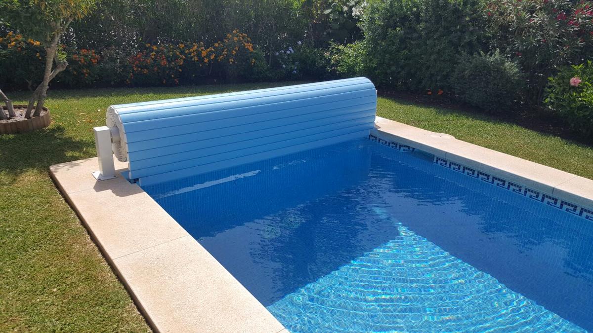 Costa Sol Pools - Automatic Pool Covers and Pool Heaters on the Costa del Sol