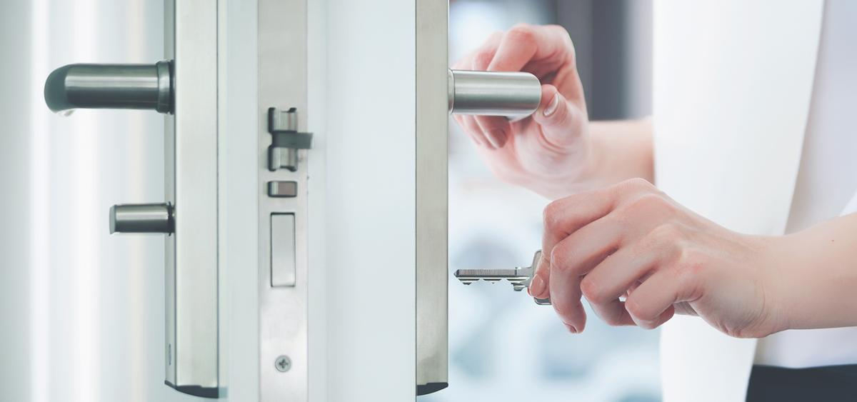 Cerrajeros M24h Estepona